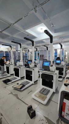 MAX 700*1200*2400mm Telemedicina a schermo tattile Chiosco per valutazioni personalizzate della salute
