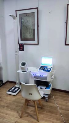 15 pollici touch screen multifunzionale Health Checkup Kiosk con BIM Body Height Weight Scale