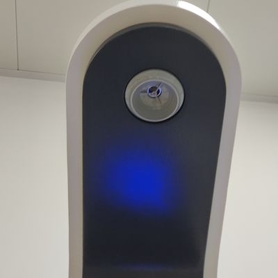 Funzione altezza Chiosco di controllo sanitario intelligente a monete con stampante G.W 43kg