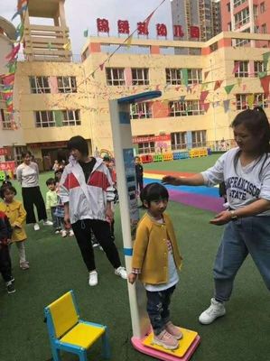 Personalizzazione ODM Bambini Peso automatico e altezza seduta Scala per bambini 50-150cm