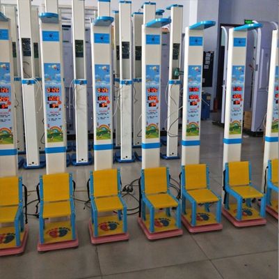 Misurazione accurata dell'altezza e del peso con scala di farmacia a tensione di lavoro AC100-240V
