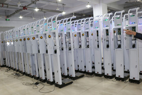 Macchina elettronica per misurare l'altezza del peso umano con corpo in acciaio