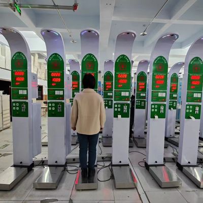 Scala avanzata di peso e altezza per adulti con calcolo automatico del BMI