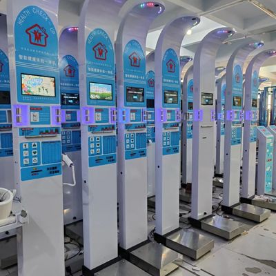 Grande e potente macchina di analisi del corpo medico / analizzatore Bmi con opzioni personalizzate