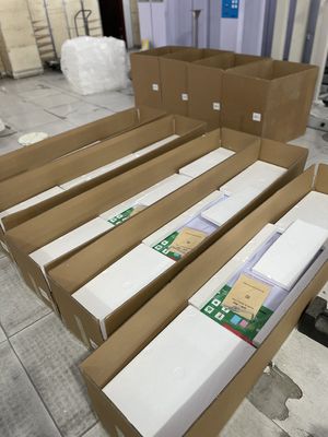 Display a LED a colori personalizzato Moneta azionata Peso corporeo Altezza scala per farmacia