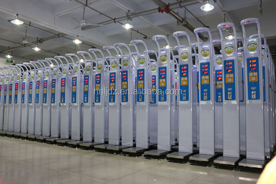 Display LED Coin Operated BMI Machine con trasmissione dati e supporto personalizzato