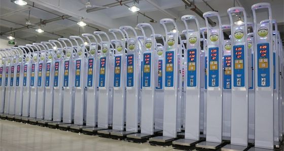 Coin Body BMI Analyzer Vending Scale HW-600 Altura 60-200cm per l'indice di massa corporea